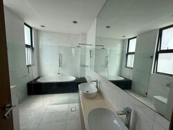 Ponggol Twenty-fourth Avenue (D19), Detached #568129071